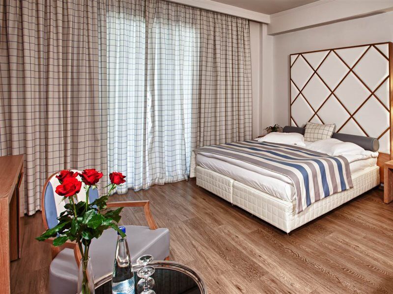 Olympus Thea Boutique Hotel Платамонас Экстерьер фото